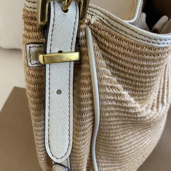 J Crew straw handbag- very good condition and perfect for summer! - Picture 6 of 7